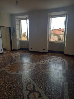 Ingrandisci la foto di questa casa in Vendita a Camogli